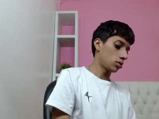 jl-brayan nude in hot sex Live chat