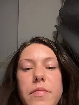 Lilbbyily nude live chat in sexy room