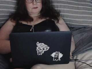 mistressjulienne nude in hot sex Live chat