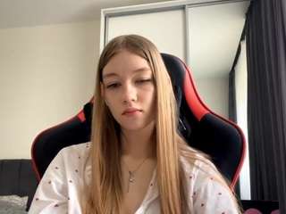 RoxannePacius nude in hot sex Live chat