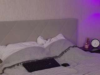 Seravine nude in hot sex Live chat