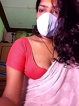 Tamil_Kavitha nude live chat in sexy room