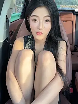 Baby627 nude live chat in sexy room