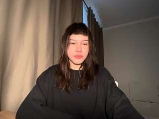LouveniaPilati nude in hot sex Live chat
