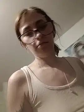 NeedyNina nude live chat in sexy room