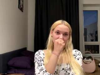 VelmaHeidenescher nude in hot sex Live chat