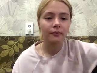 ZenaMelodia nude in hot sex Live chat