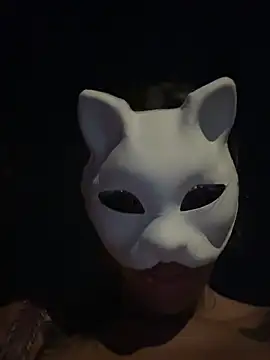 Babypinypon nude live chat in sexy room