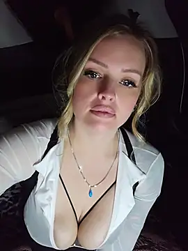 Bridgette03 nude live chat in sexy room