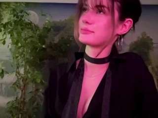 DeeAyhens nude in hot sex Live chat