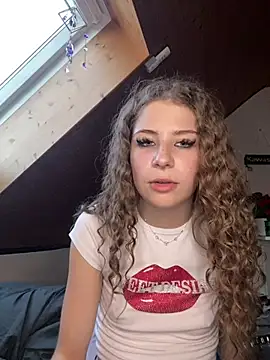 MilaRoseee nude live chat in sexy room