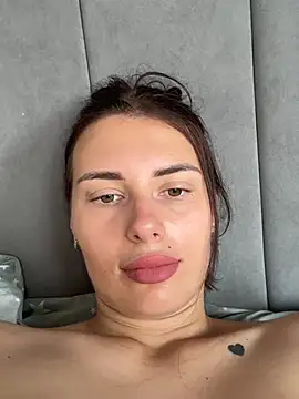Nikoli_star nude live chat in sexy room