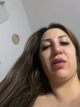 Nilay-Versaut nude live chat in sexy room